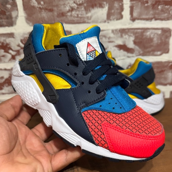 nike huarache ultra youth